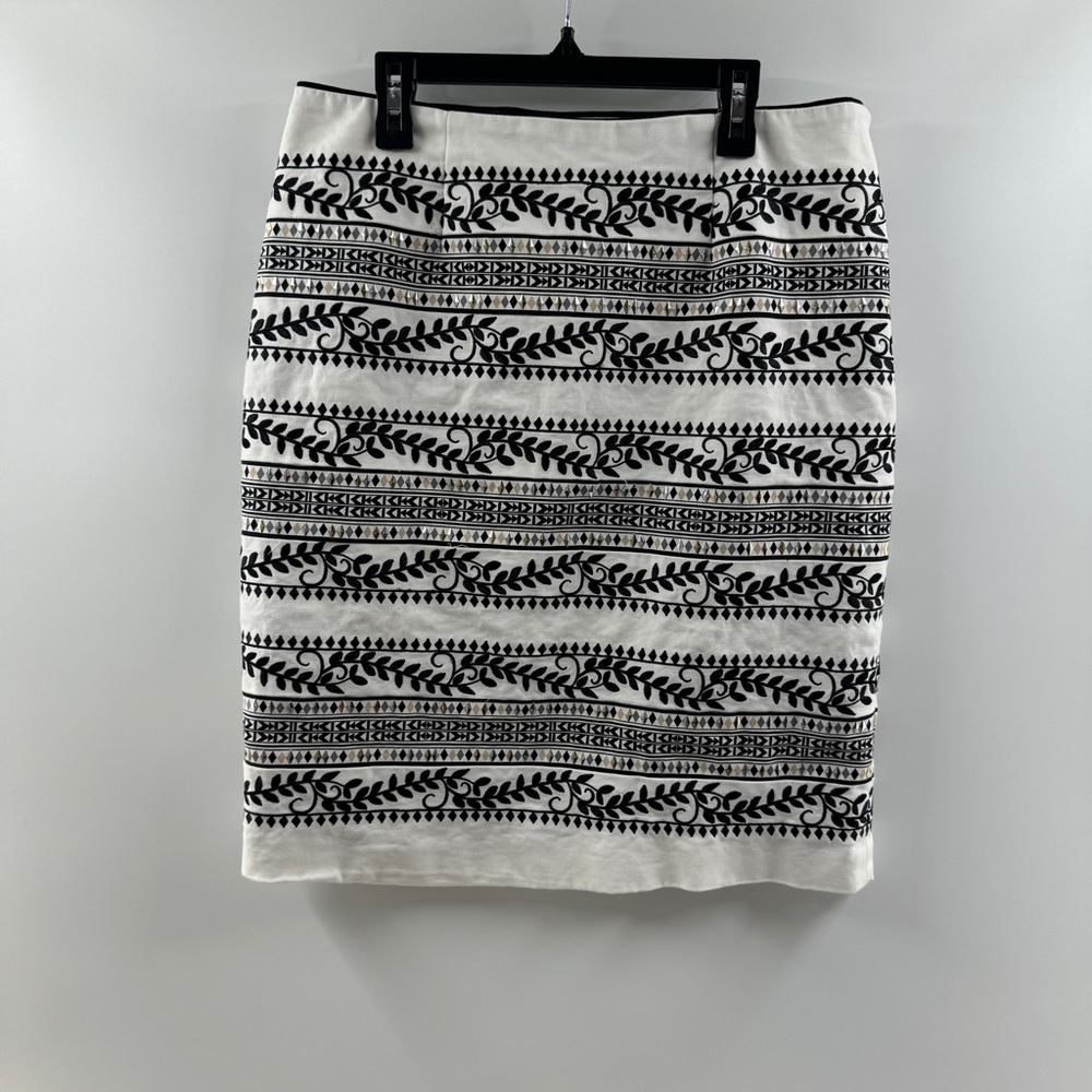 White House Black Market Embroidered Mini Skirt Black White Size 8